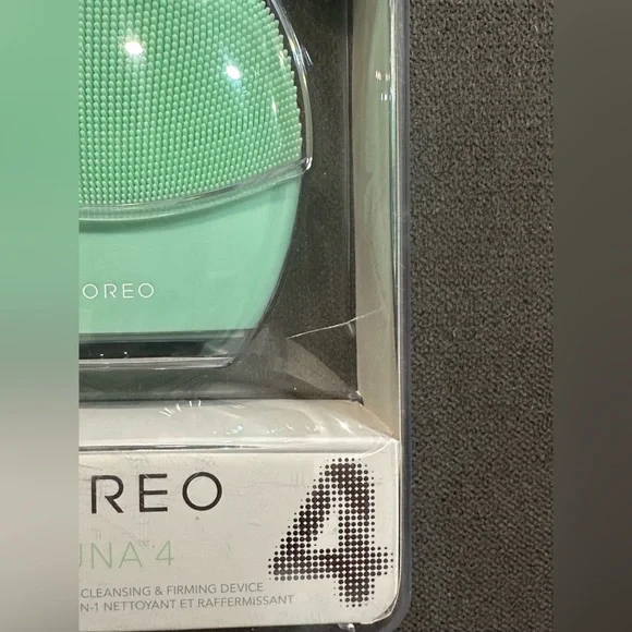 FOREO LUNA™ 4 Facial Cleansing & Firming Massage for COMBINATION SKIN new